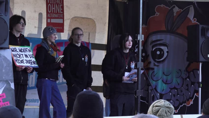 Demo für Menschenwürde, Vielfalt und Demokratie in Merseburg